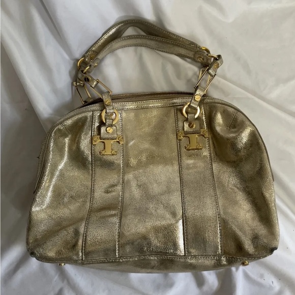 Tory Burch silver distressed leather purse - Picture 2 of 6